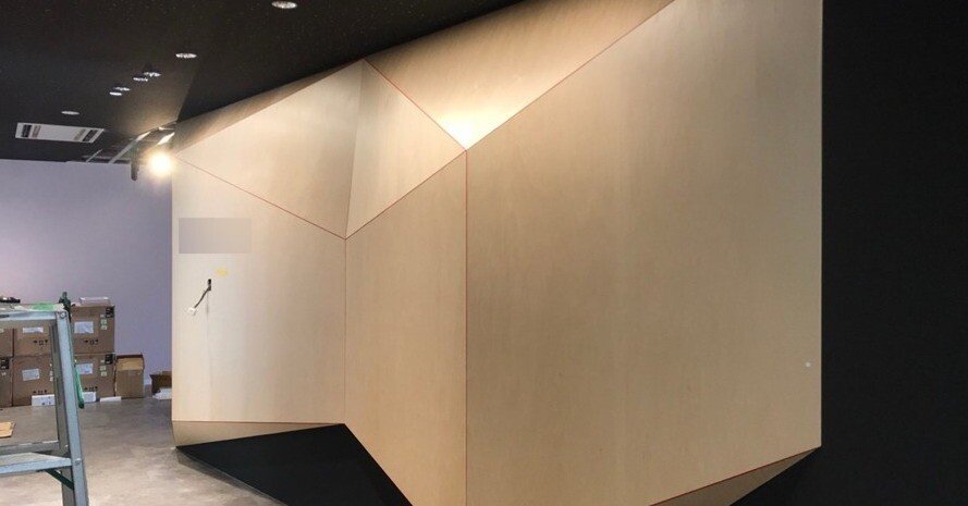 造作壁面の施工｜北三サンフット仕上げ｜別注家具製作所