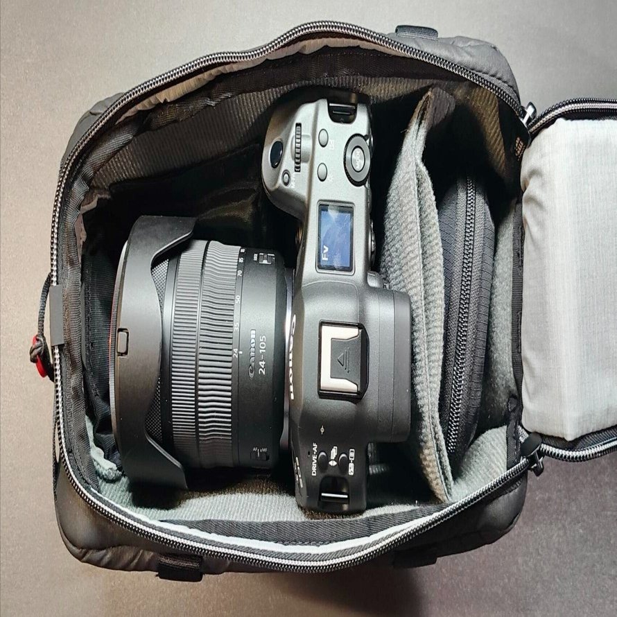 EOS R3が入るバッグ｜こたい