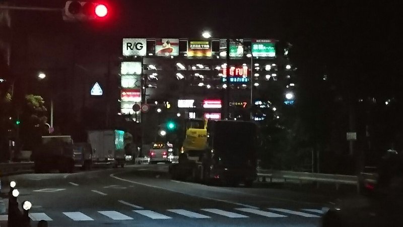 6日目 平和島の冷蔵倉庫 笑いの生まれた夜 サスペンダーズ 古川 Note