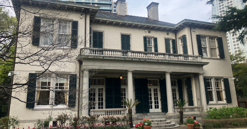 f6a5827a1d90af7e27129f9afc6dc8