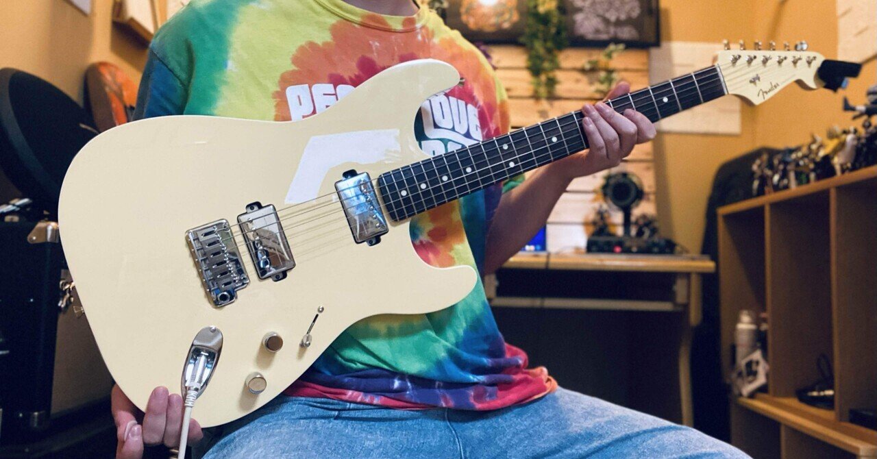 エレキギター　fender ストラトキャスター　MAMIモデル 2020 Fender Japan Scandal Mami Signature Stratocaster Trans