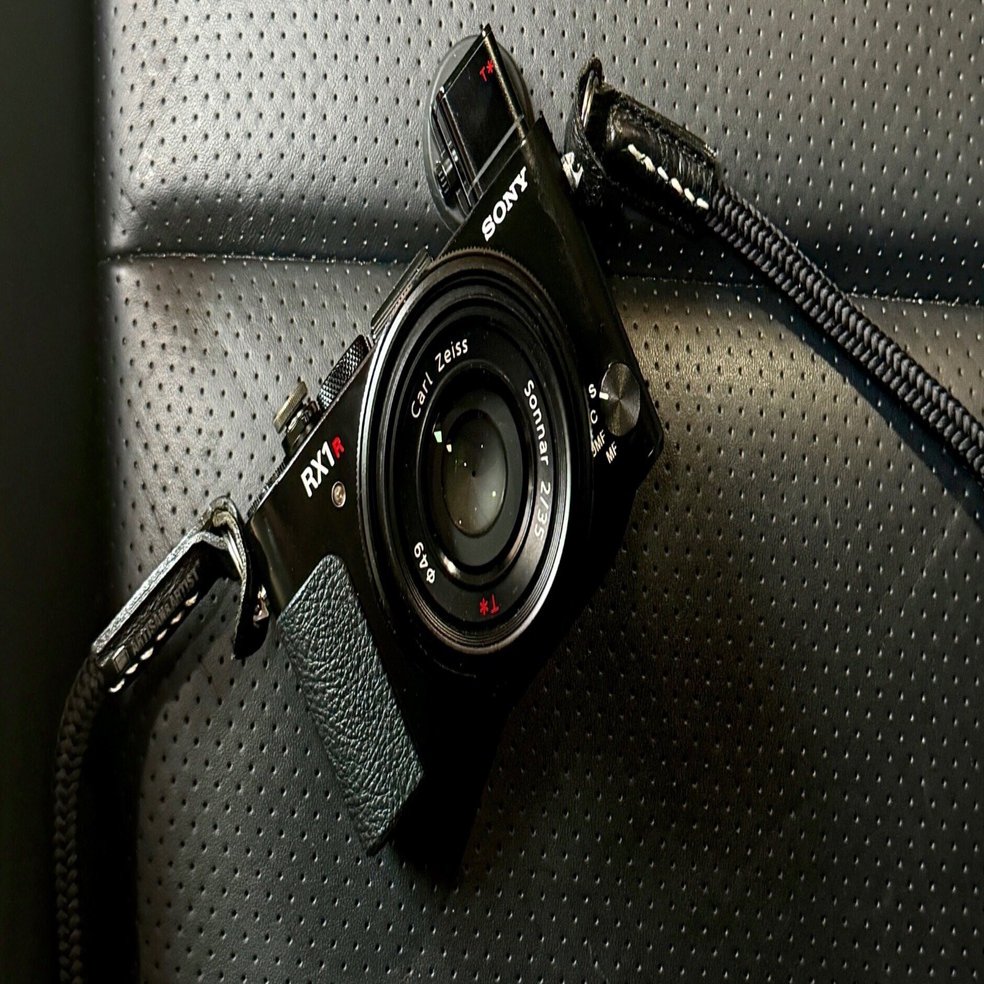 名機SONY RX1RII を見ながら最近のコンデジを考える｜MASAHIKO INAGAKI