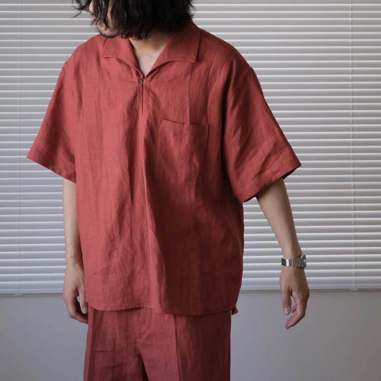 リネンを纏う Gorsch ｜水岡