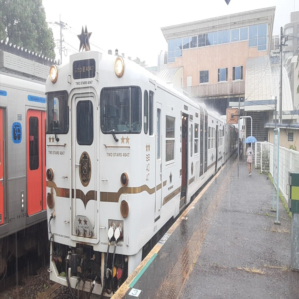 長崎・佐賀を走る、観光特急列車ふたつ星4047長崎駅から諫早駅まで乗車