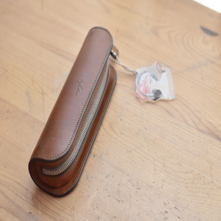 デブ・ペンケースⅣ｜歌唱