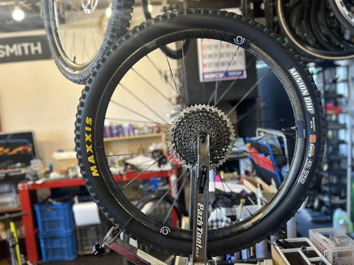 最終値下】再販 インダストリーナイン MAVICリム 前後 29er 浴びる