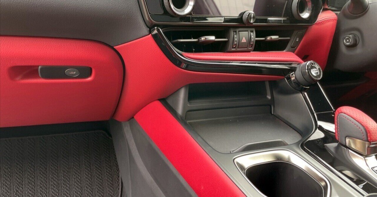 NX」内装を整える。フレアレッドです｜Grazio&Co.社長日記2.0