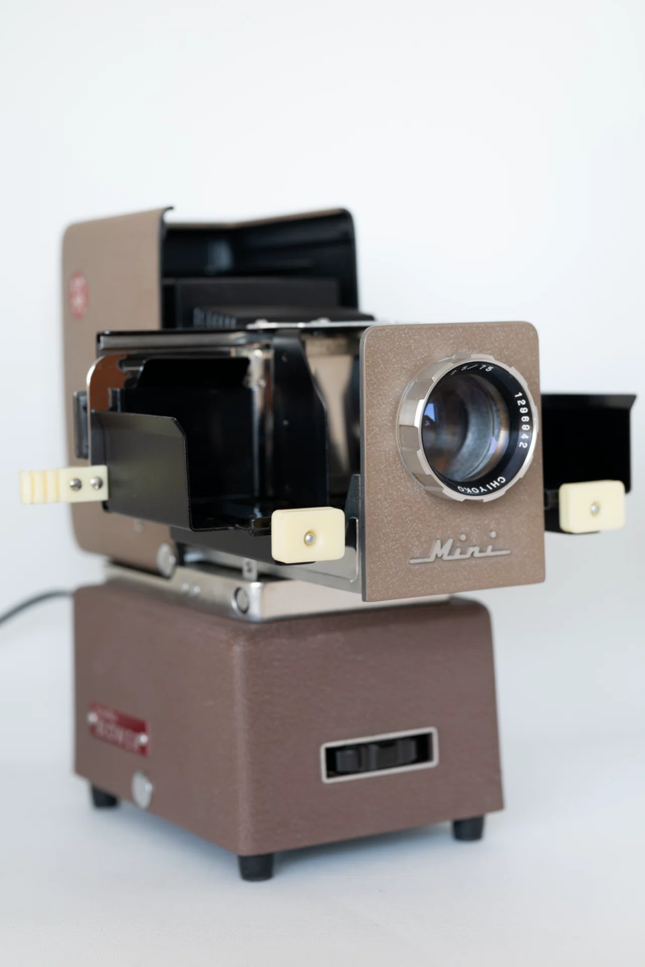 1112 Minolta Mini35 ミノルタ 35㎜フィルム スライド映写機 【公式通販】 1112 Minolta Mini35 ミノルタ 35㎜フィルム スライド映写機 【公式通販】