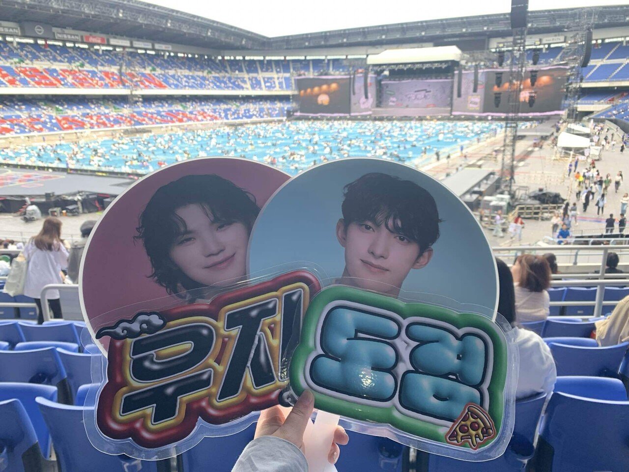 SEVENTEEN TOUR 'FOLLOW' AGAIN TO JAPAN @NISSAN STADIUM SEVENTEEN TOUR 'FOLLOW' AGAIN TO JAPAN @NISSAN STADIUM
