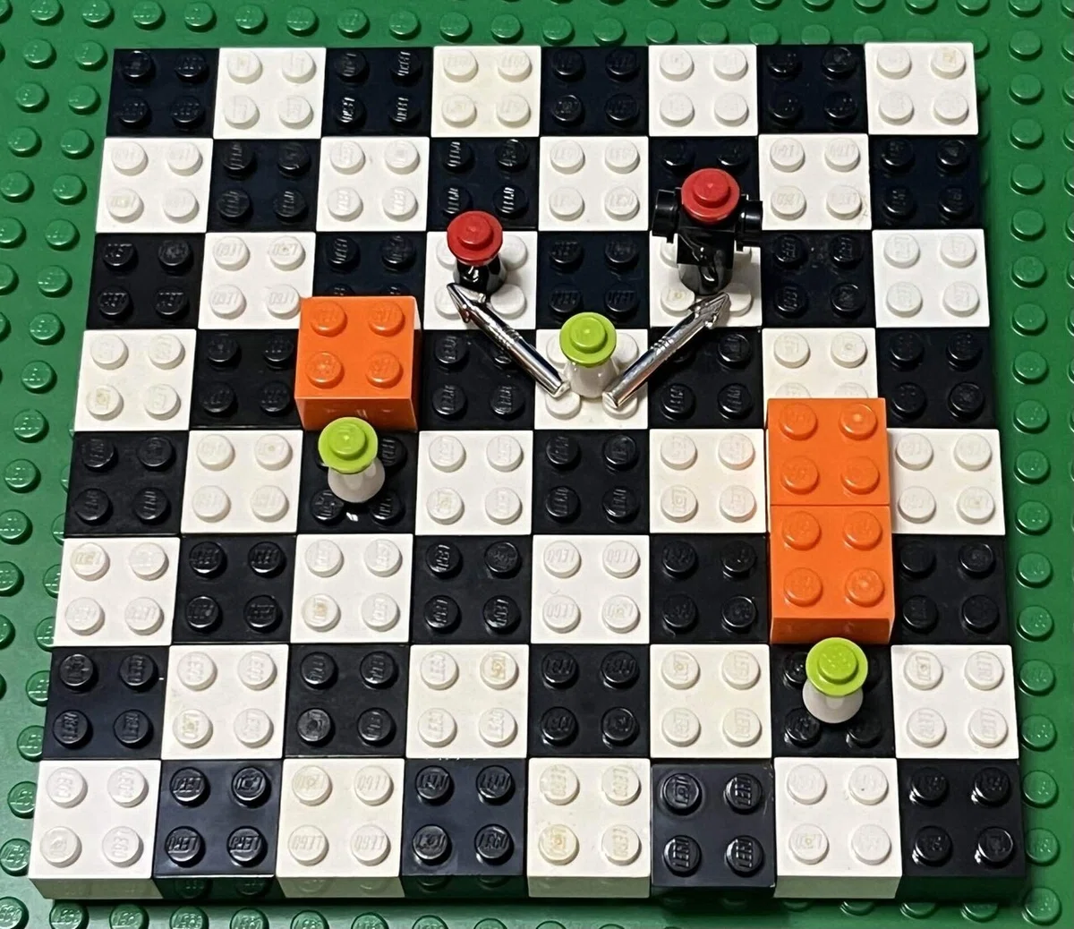 レゴで簡単に作れるボードゲーム3 チェス（ミニ）｜コロンブスの卵