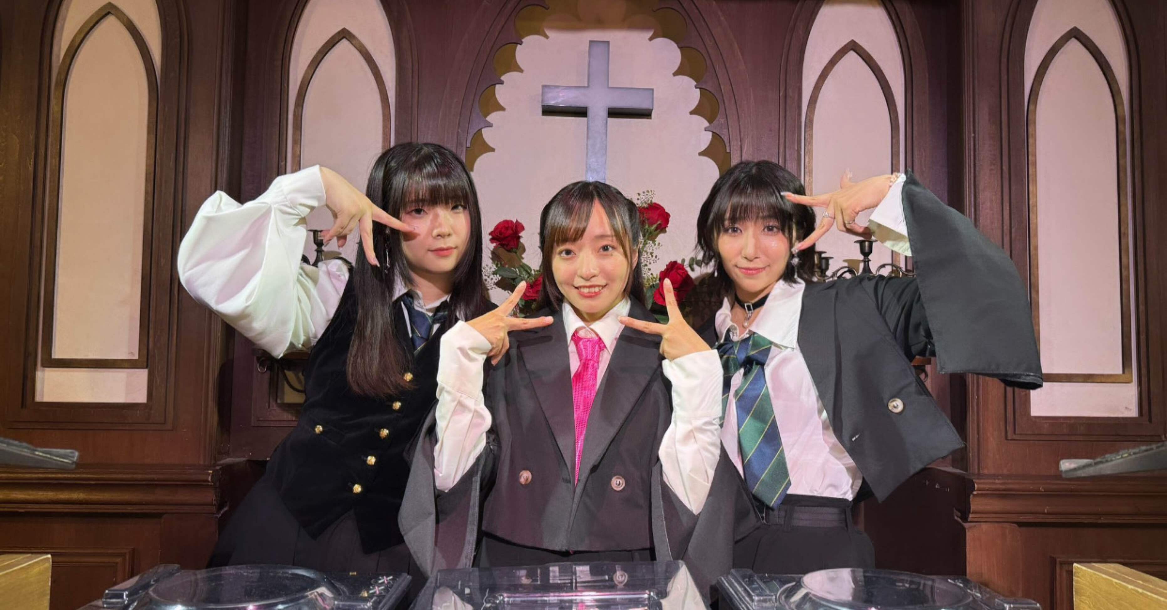 ZOOM 5050 CHOIR 夏の出品祭！ 4.25(金) Special Event at NIJIBAR—特別な一夜 | CLOTH+