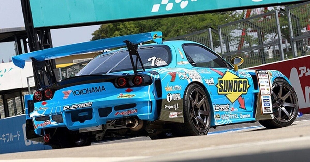 フェンダー特集 RE雨宮様FD3S D1WIDE BODY KIT CF MODEL-GP