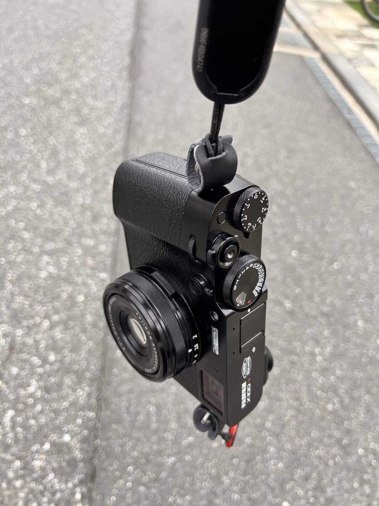 僕が熟考してX100VIに取り付けたアクセサリー3選+おまけ|mudai.log 僕が熟考してX100VIに取り付けたアクセサリー3選+おまけ|mudai.log