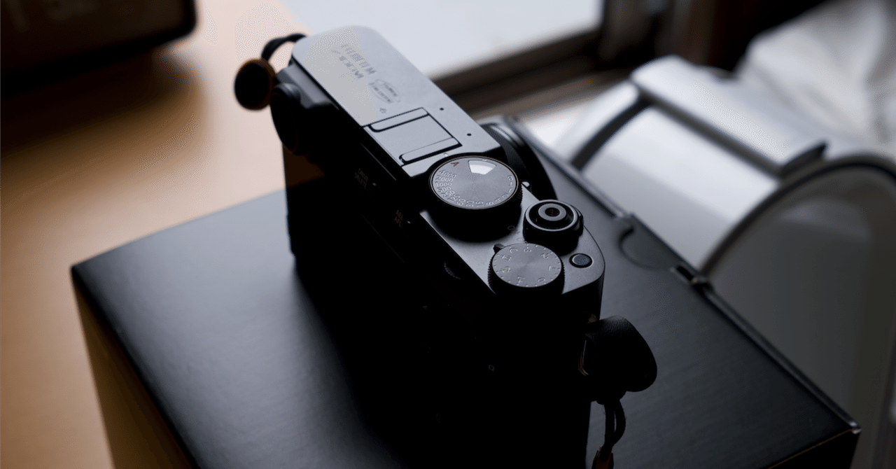 美品Fujifilm X100vi ブラック ストラップ、アダプターリング