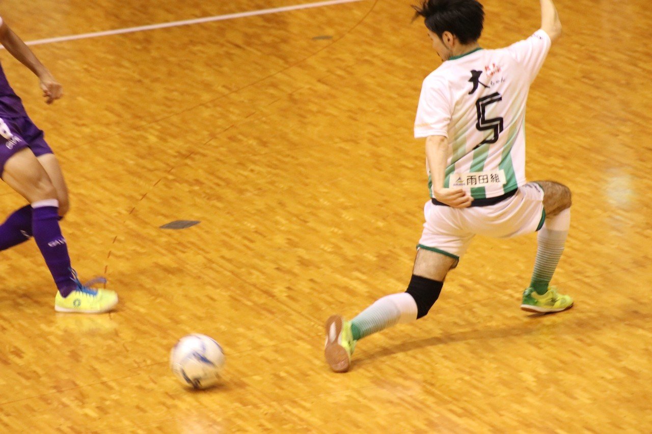 19 9 7 関西フットサルリーグ1部 第9節 同志社大学 Vs フュンフバイン京都 撮影者 Aiko Aiko Note