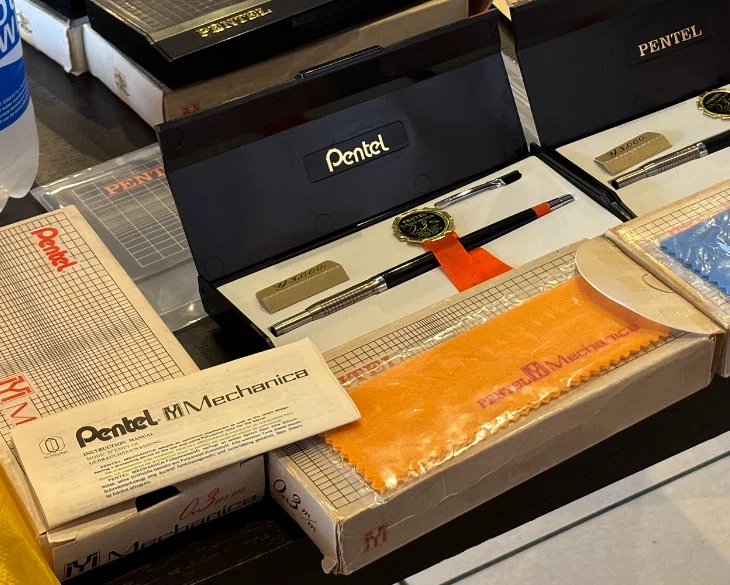 Pentel Mechanica｜れう