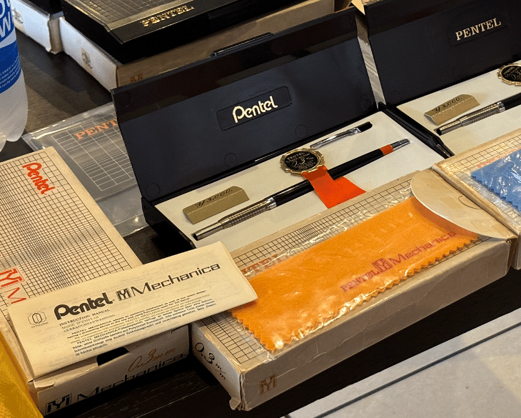 Pentel Mechanica｜れう