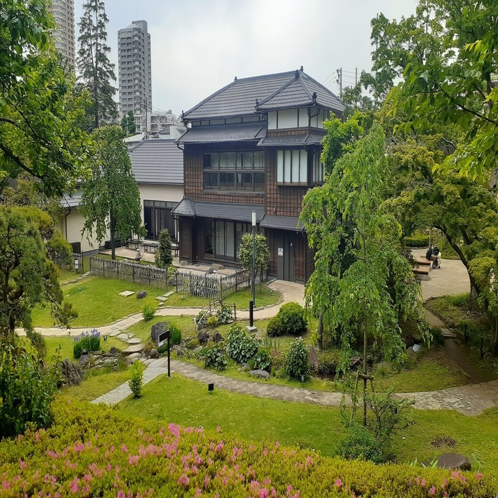 熊本藩細川家目白下屋敷（肥後細川庭園、和敬塾、永青文庫など）｜歩い