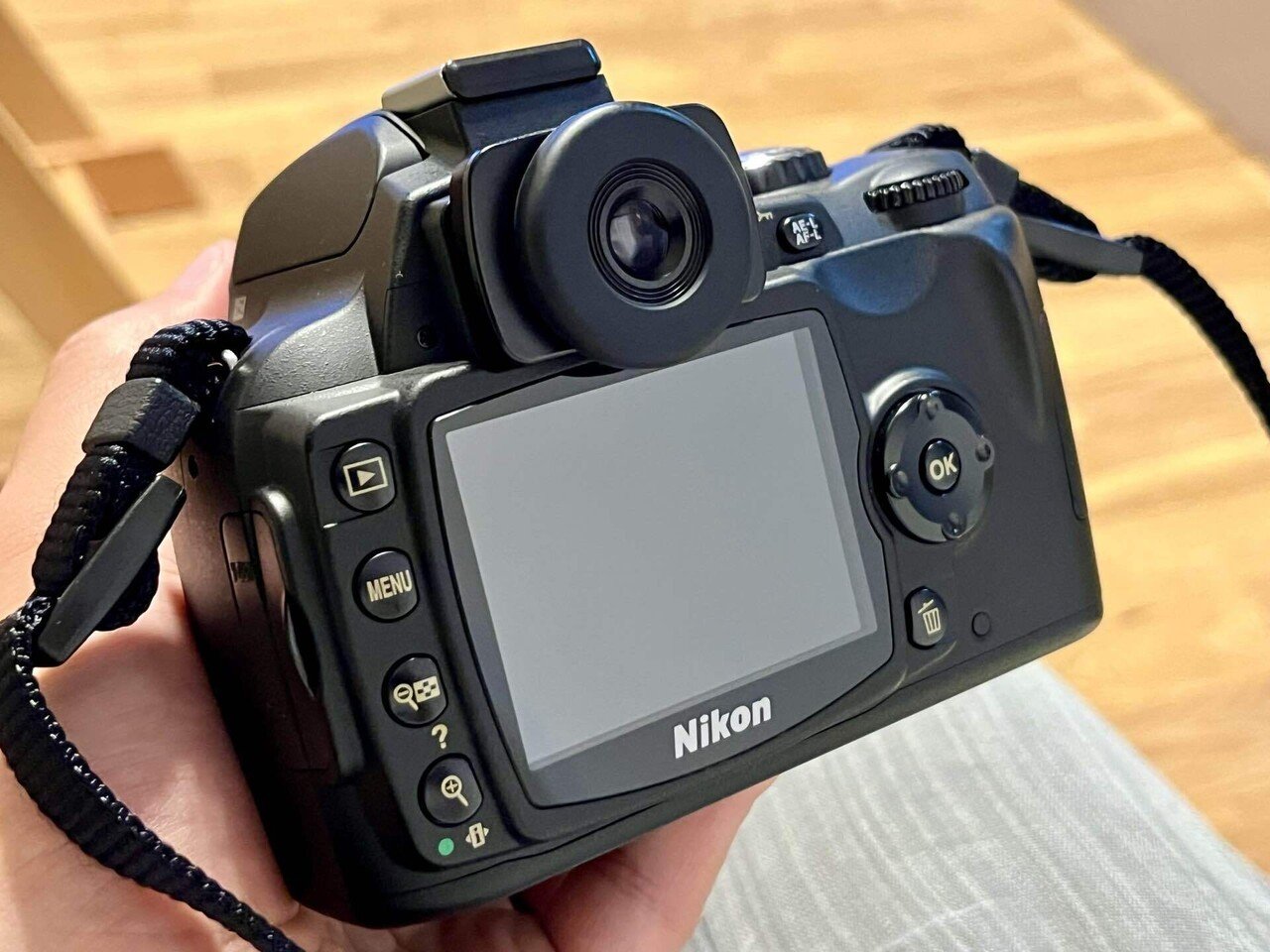 ニコン　一眼レフ　40-D60 カメラのはなし（パート30 ‐ニコンD60 前編 カメラ概要・基本的