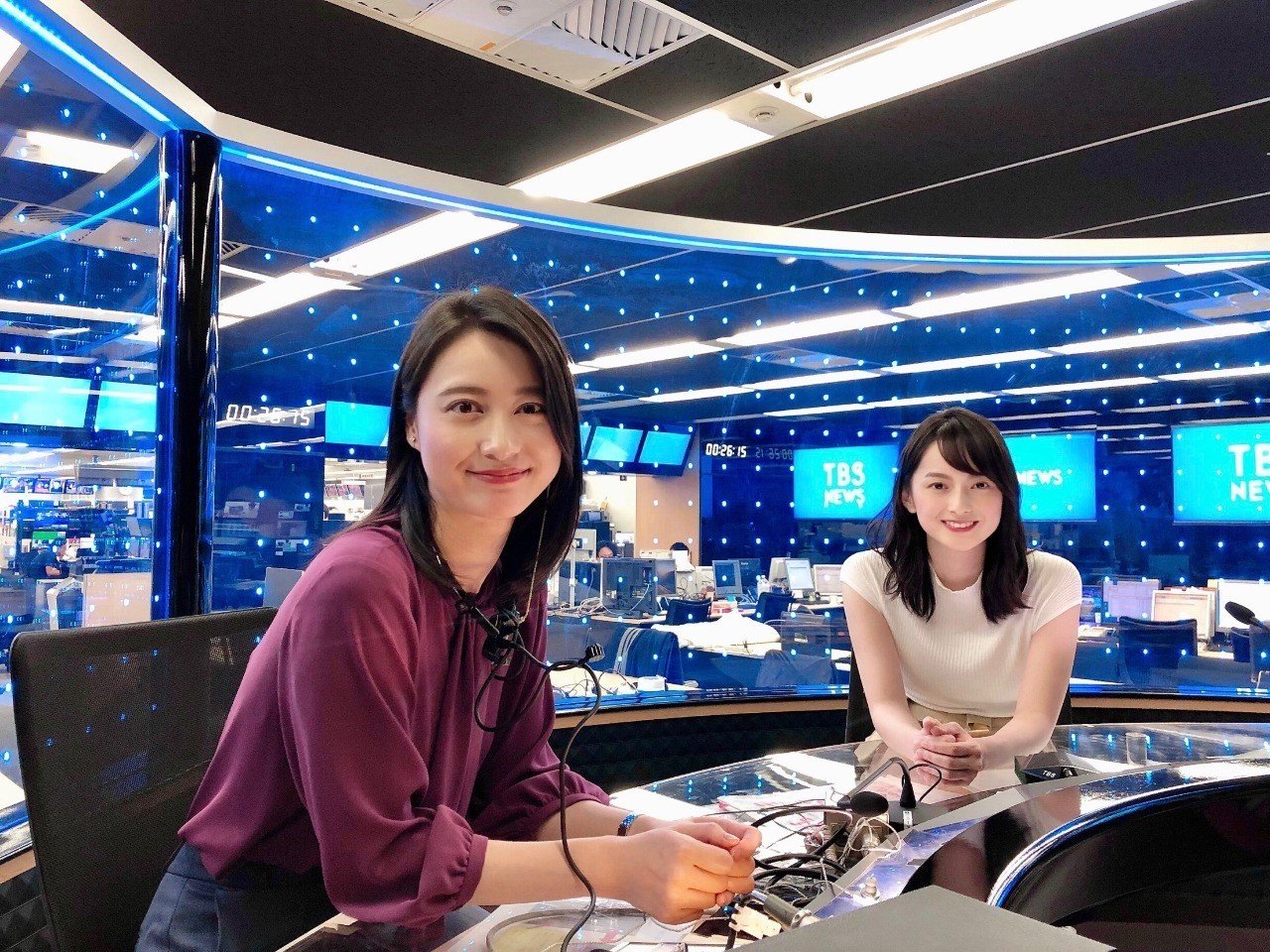 放送中 はスタッフも緊張 ニュース デザインの舞台裏 ニュースが少しスキになるノート From Tbs Note 放送中 はスタッフも緊張 ニュース デザインの舞台裏 ニュースが少しスキになるノート From Tbs Note