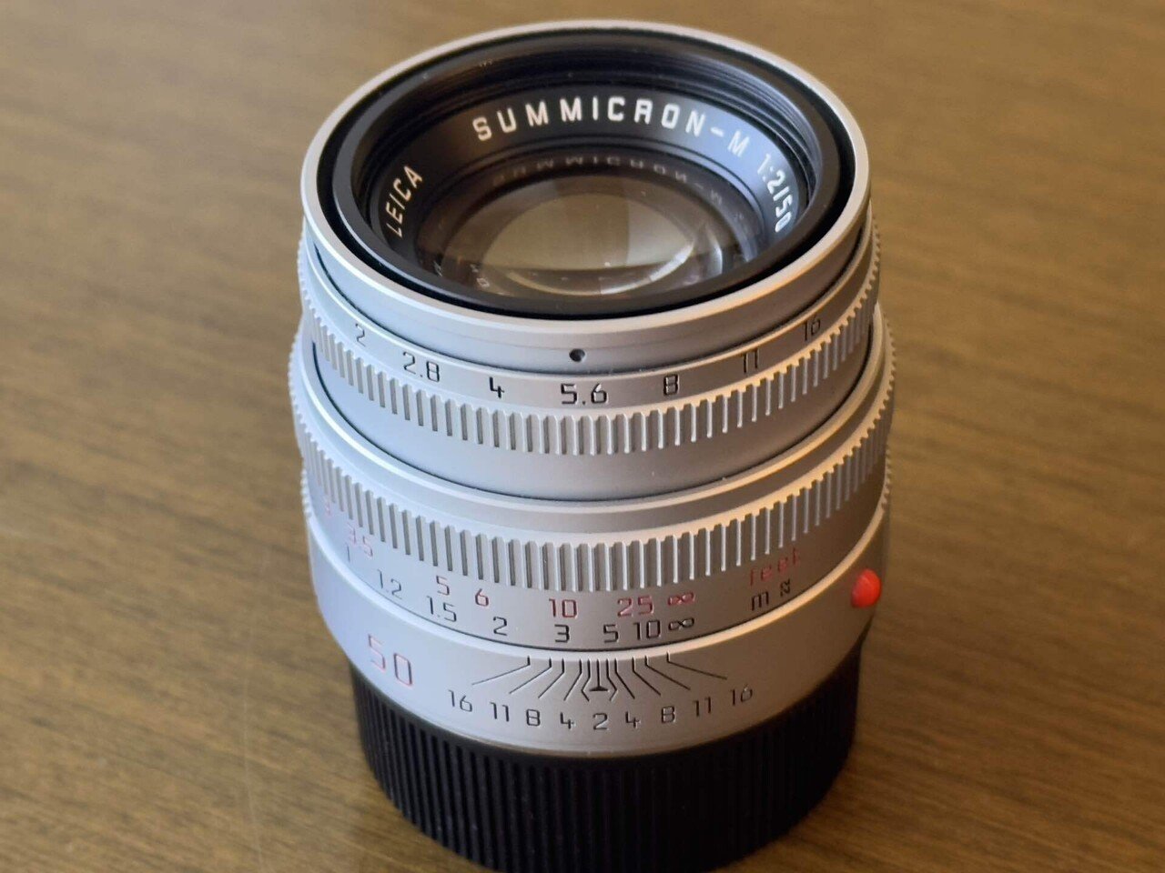 美品 summicron 50mm f2 4th 定価41万円 新宿 北村写真機店のカウンターで、お薦めライカを味わい尽くす