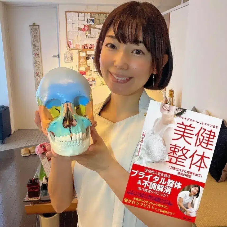 八賀千枝｜Chie Hachiga