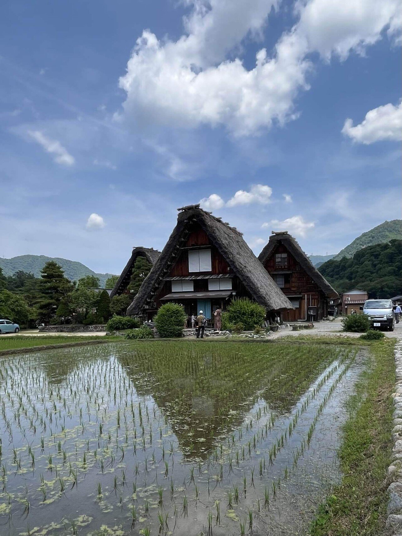 🛵世界遺産❕白川郷の合掌造り集落❣️📚LL｜まるまるの虫 カメさん