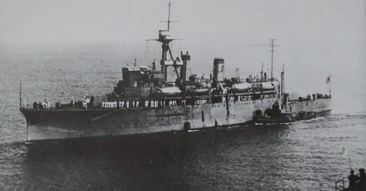 Wikipedia の潜水母艦長鯨艦長リストについて｜三十一提督(みそひと
