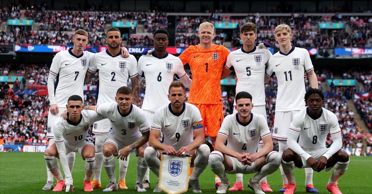 イングランド代表　ウォーカー カイル・ウォーカー - Wikipedia