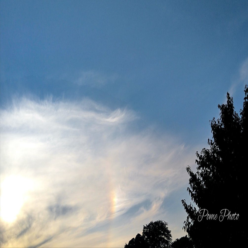 西の空に幻日♪｜ぽめ