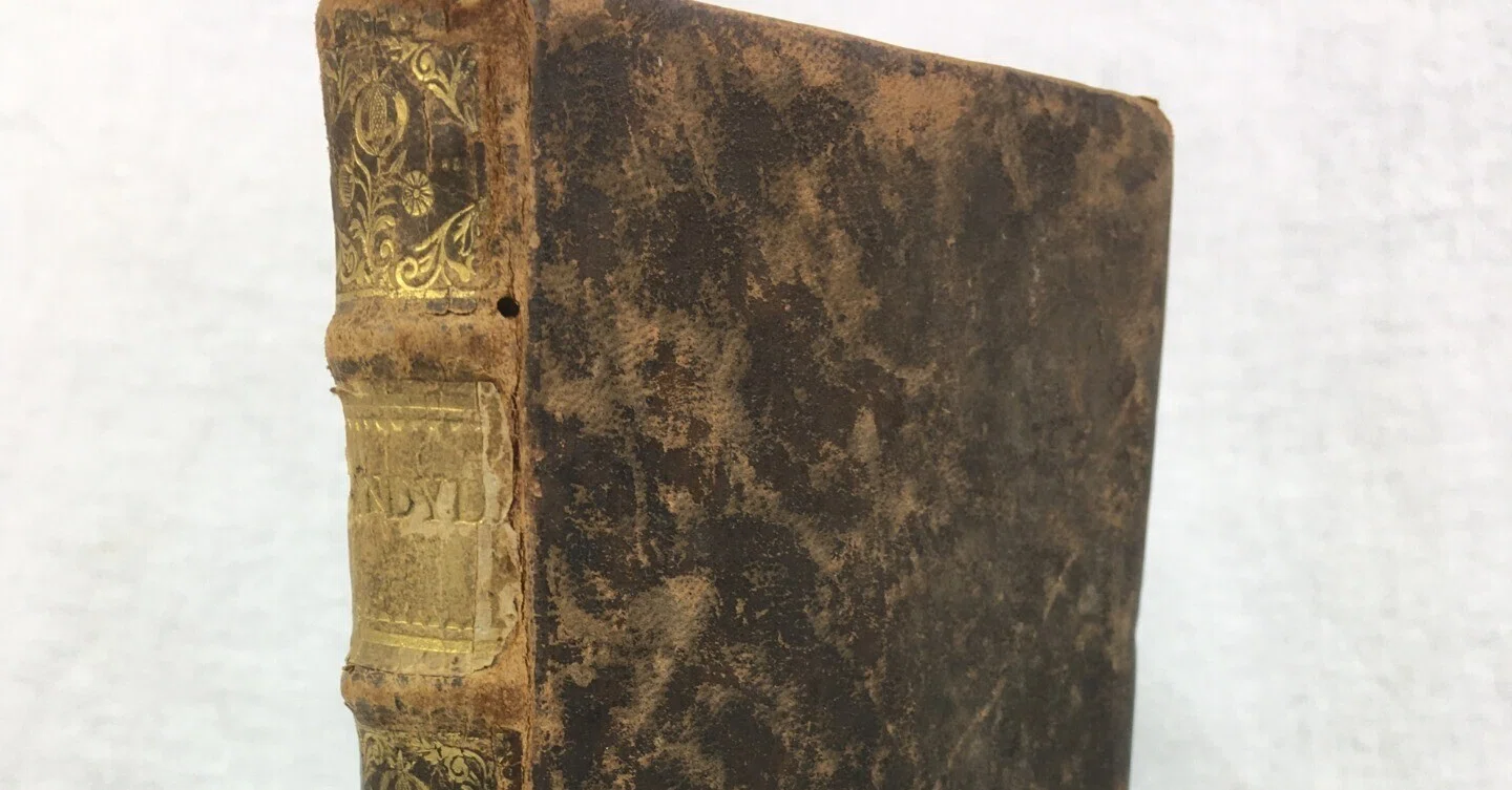 日本の「踏み絵」について言及したフランス啓蒙主義者の風刺小説｜極東書店
