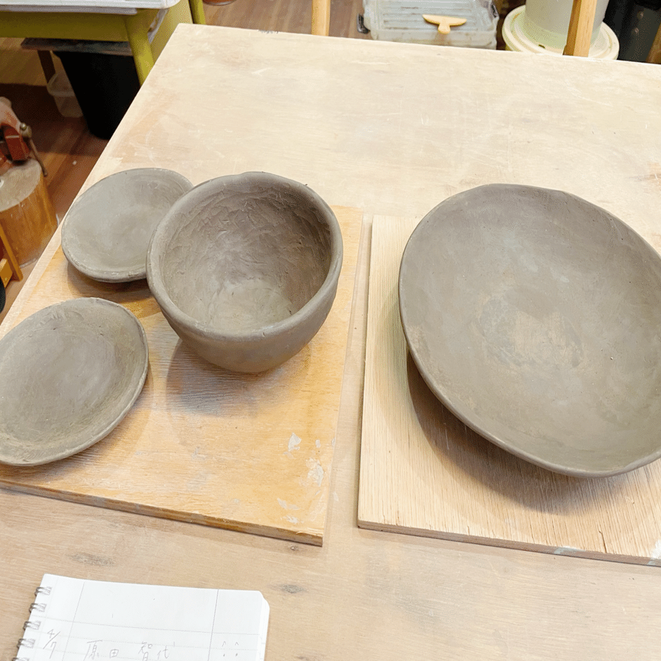 手作り陶器一品物 陶芸体験】世界にひとつだけの器をつくる 〜成形編〜｜むささび
