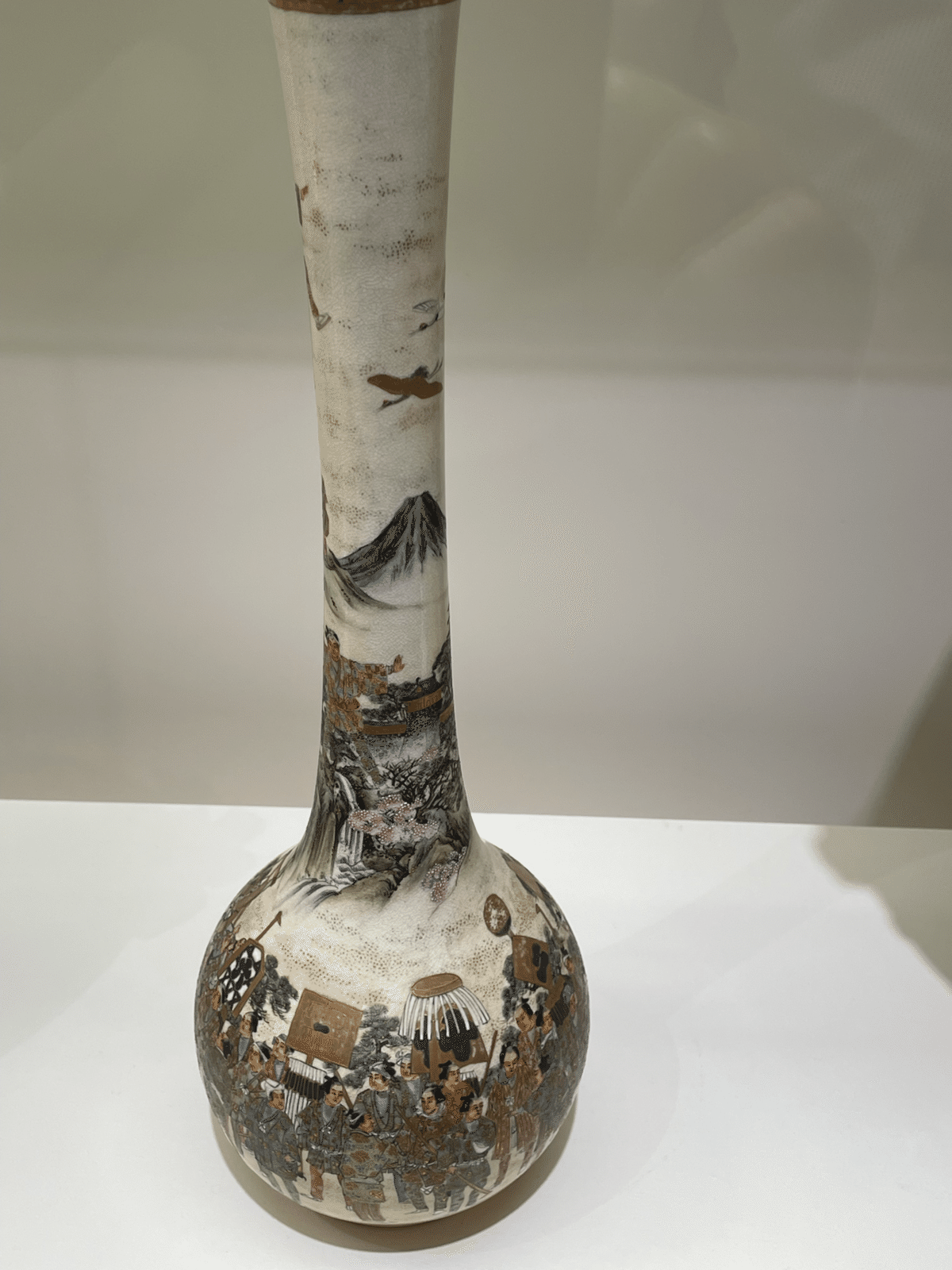成瀬誠志 陶博園 細密画花瓶② 東京薩摩 薩摩焼 美濃 茄子川焼 明治時代の骨董品「成瀬誠志の東京薩摩の茶碗」を買取しました