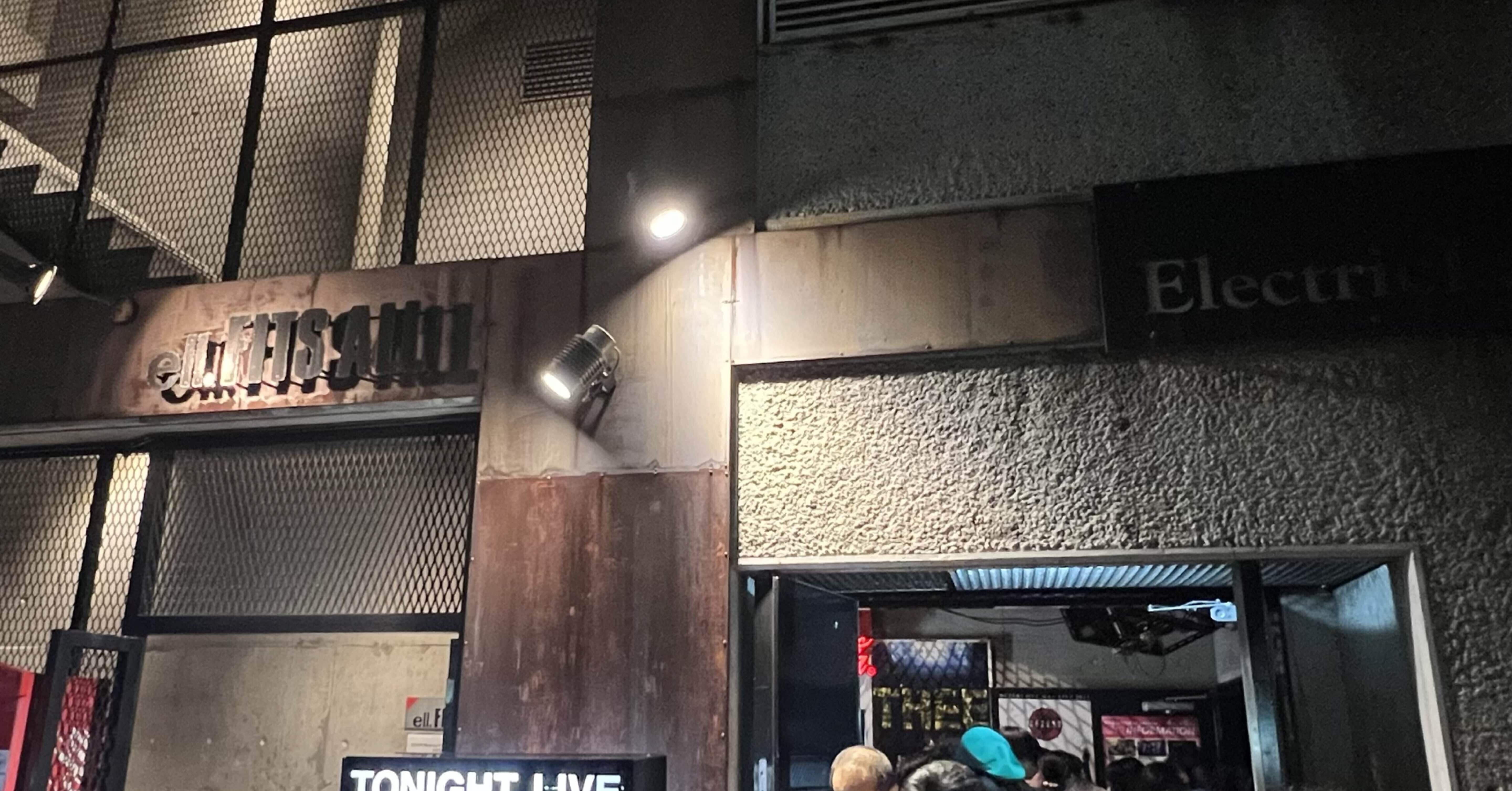 8989b18d1e619aaac5cf9add18f13b