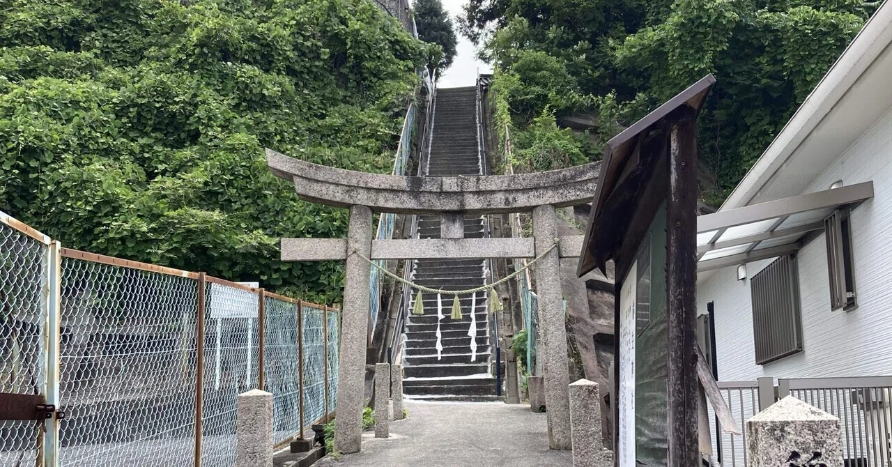 十軒屋稲荷神社】江戸時代の干拓で開かれた郷の社（広島市南区西霞町