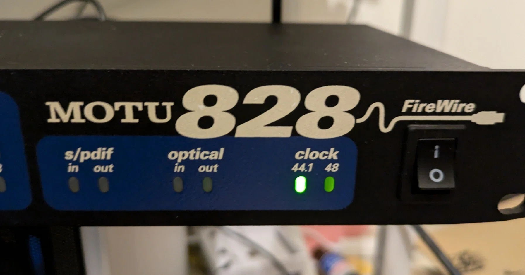 中古でmotu828初代を買ってwin11でブルスク祭り｜邪悪