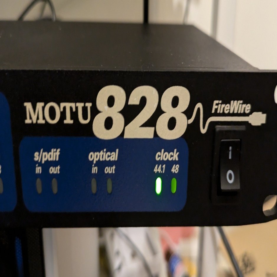 中古でmotu828初代を買ってwin11でブルスク祭り｜邪悪