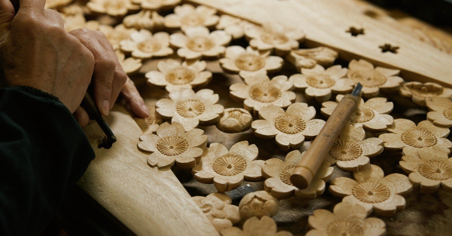 井波彫刻とは｜旅する工芸【TRADAILY】