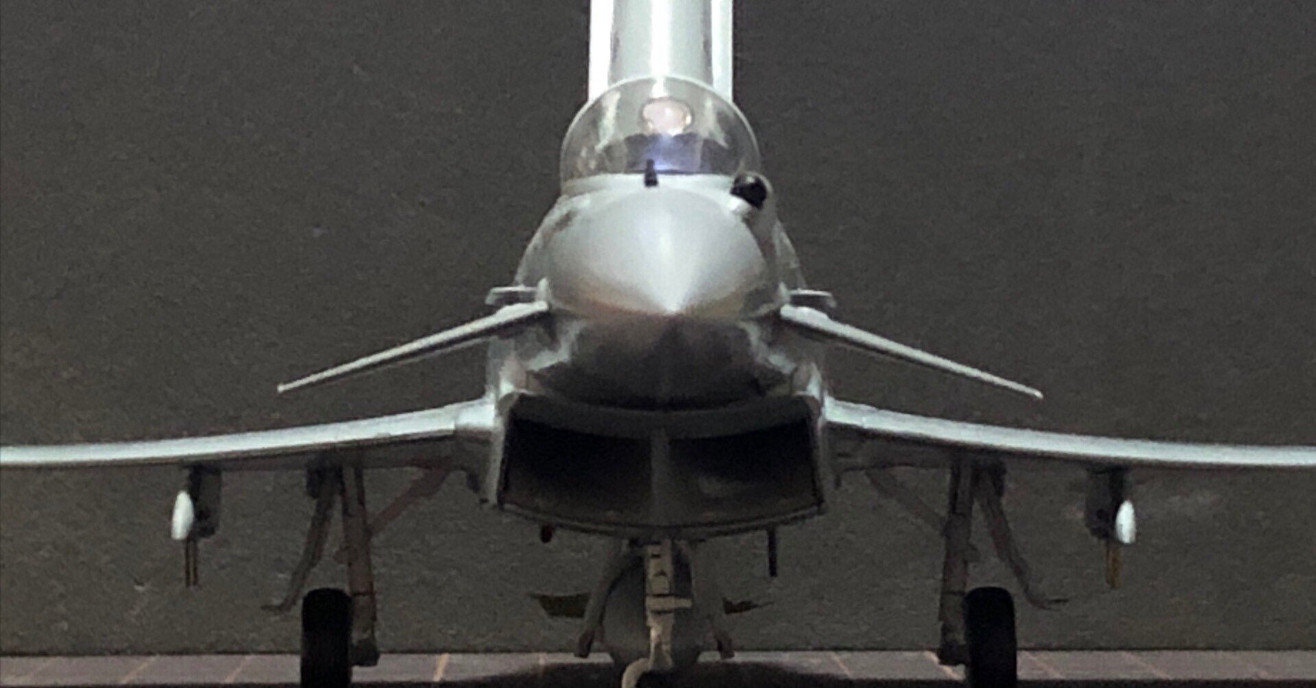 ハセガワ 1/72 ユーロファイター・タイフーン(単座型)作ってます② ハセガワ 1/72 ユーロファイター・タイフーン(単座型)作ってます②