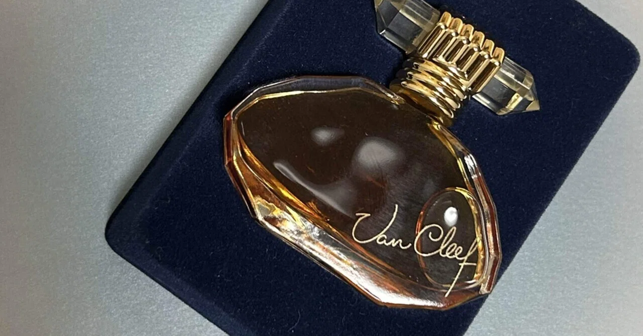 宝石職人van cleef 6月18日～365日の香水 ｜adams fragrance family