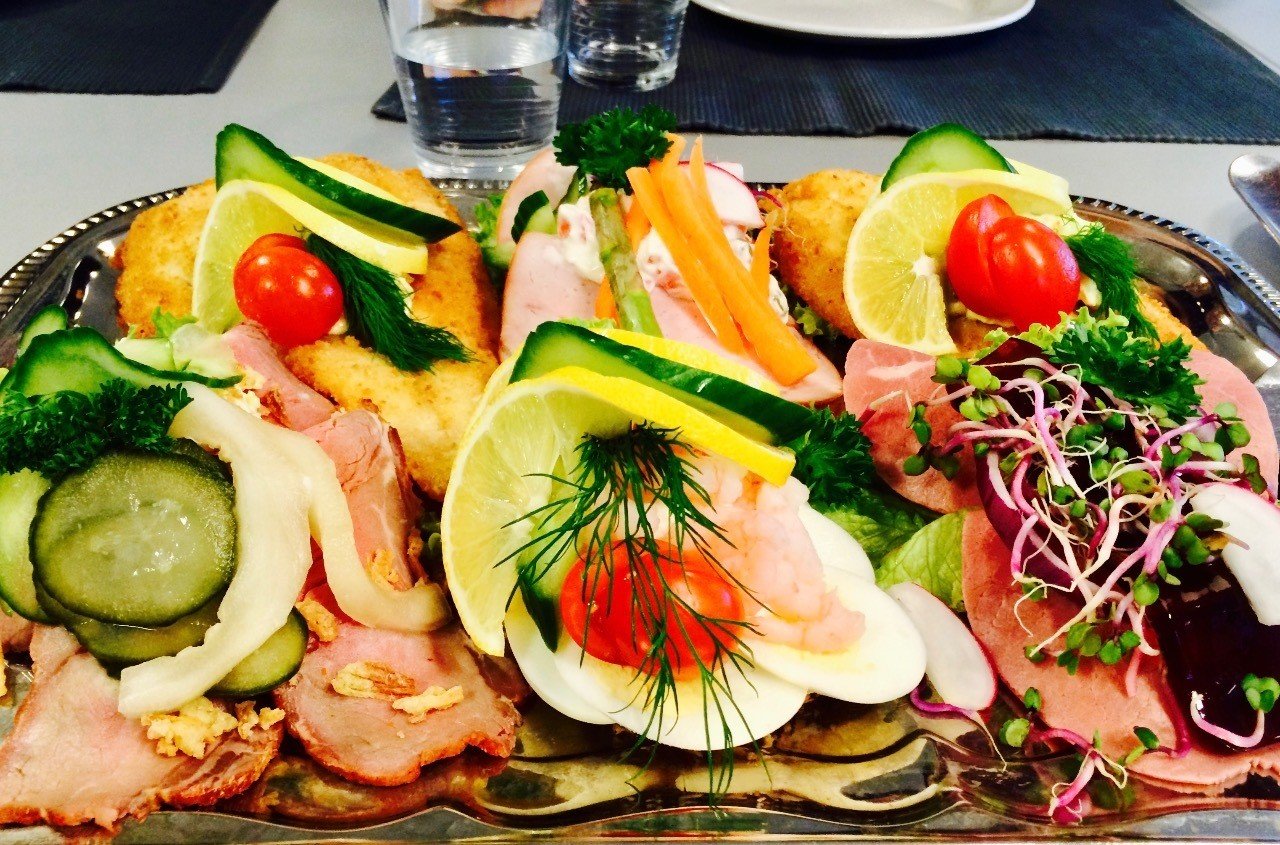 デンマークのオープンサンドを食べるとき そふえれな Note