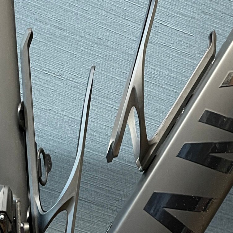 最高のボトルケージを紹介したい｜Ride Eat Sleep Repeat!