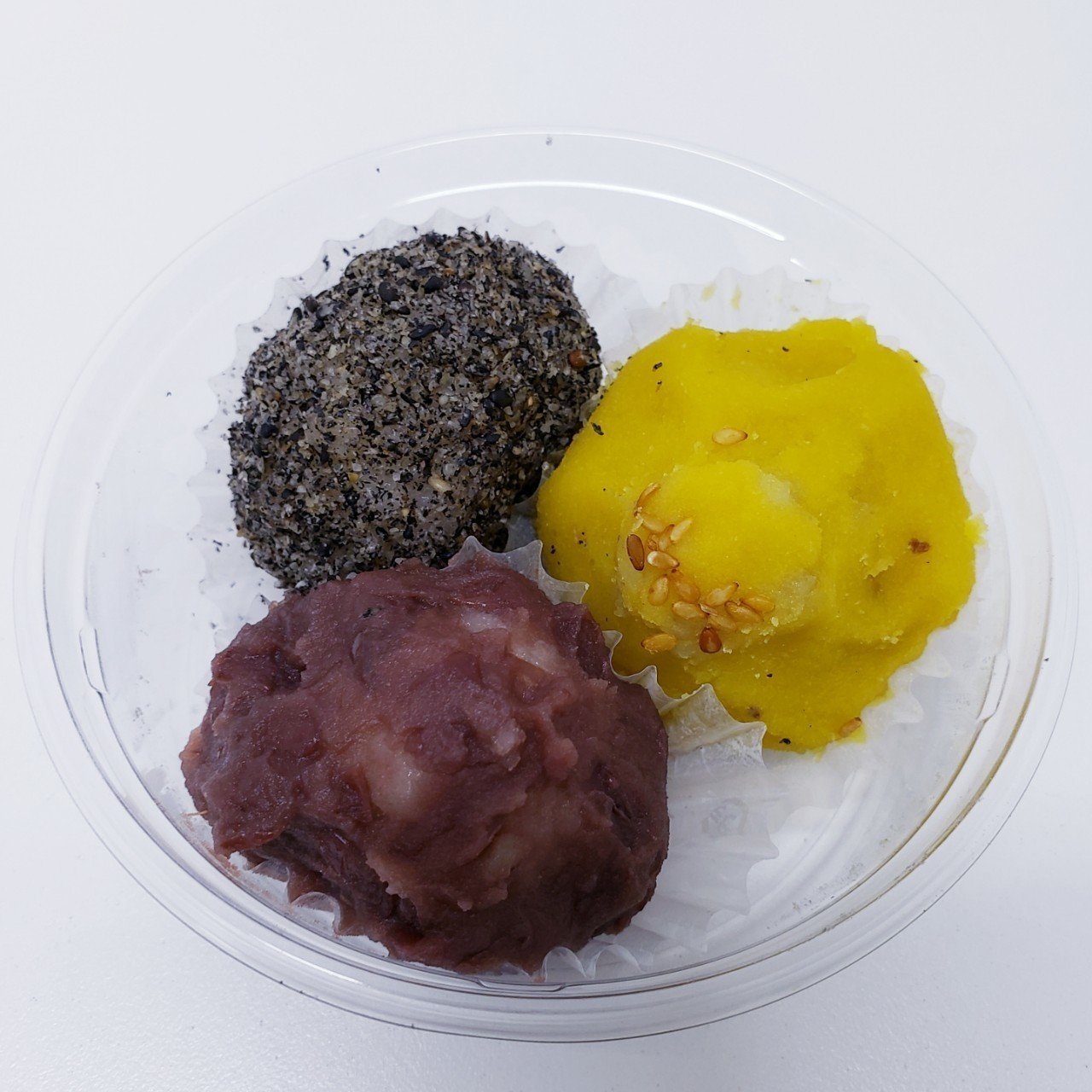 おはぎもち セブンイレブン]もち麦もっちり 秋の小さなおはぎ｜Yuram@Taberudake