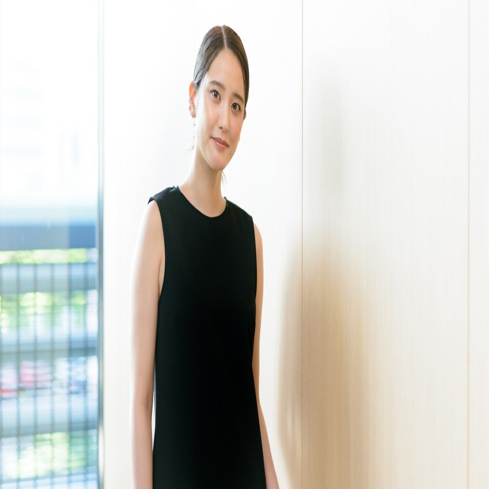 【SALE】山崎紘菜さん掲載2ページ（ポスターサイズ）#5788 SALE】山崎紘菜さん掲載2ページ（ポスターサイズ）#5788