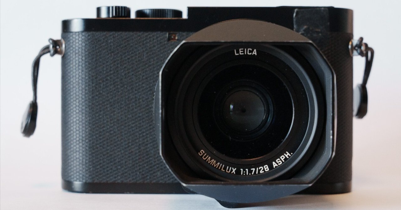 極美品 忙し 写真追加】LEICA Q2 保証期間2025.9まで 予備バッテリー付