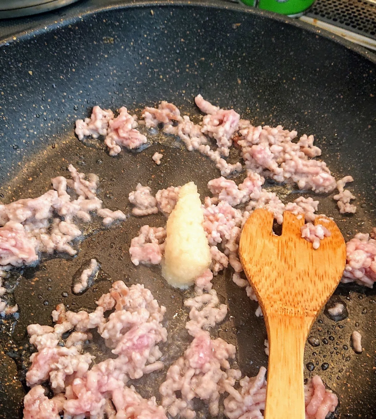 ひき肉にんにく