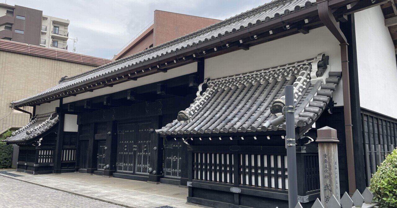 山脇学園の重要文化財・武家屋敷門｜門田和雄