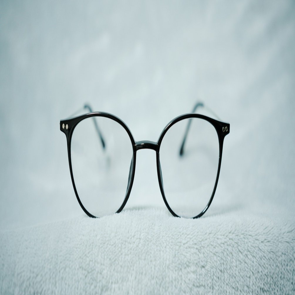 レビュー】（終売）ローソンで買える1,980円のプチプラ調光サングラス