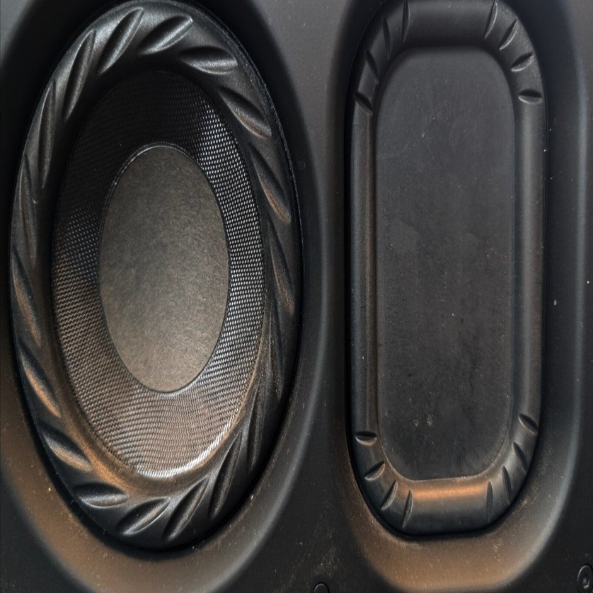 なぜ小さいスピーカーで重低音が出せるのか (3) ｜小寺 信良