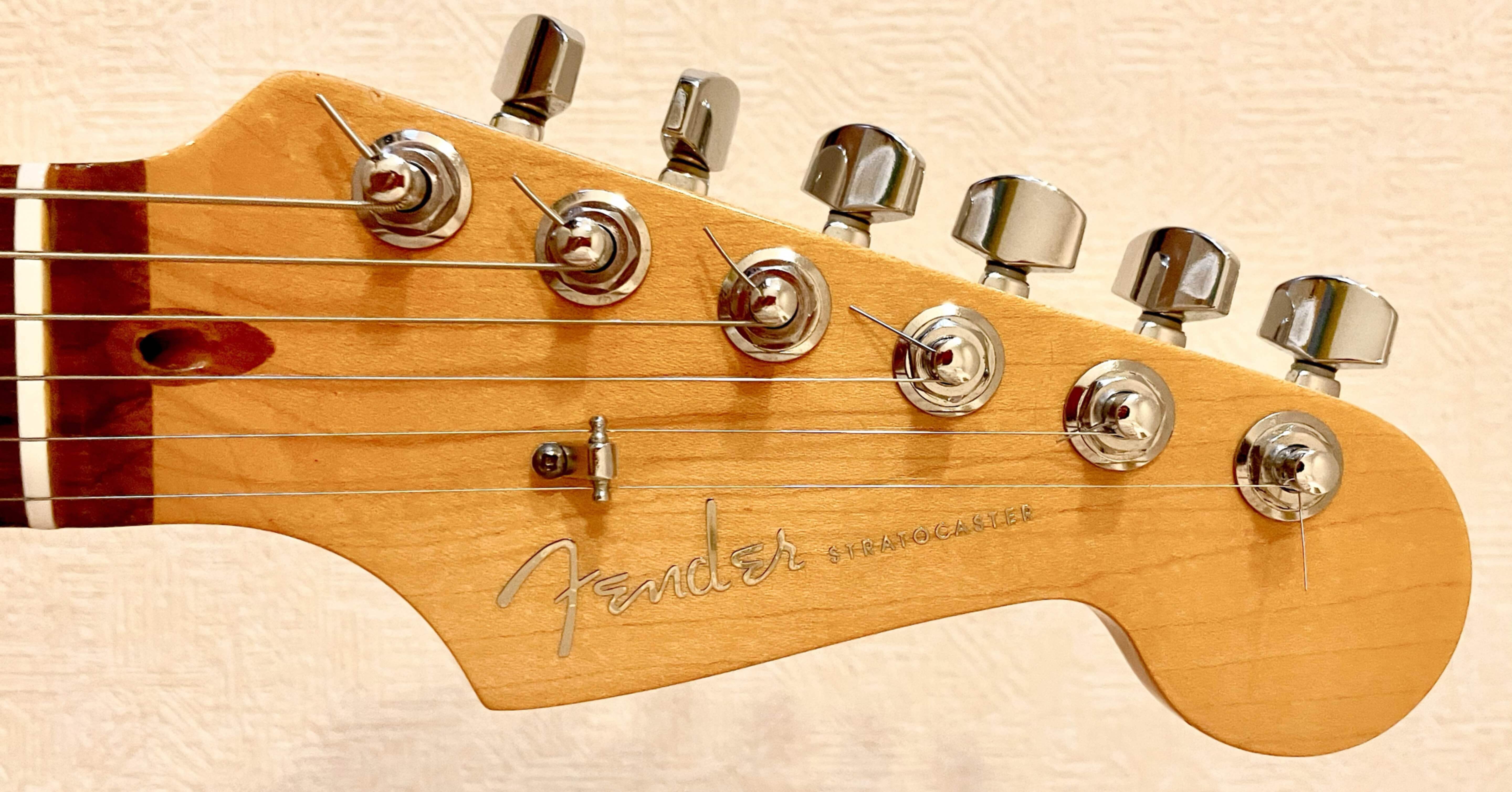 【写真追加】ストラトキャスター c48db370dafef128954fa6888cf284